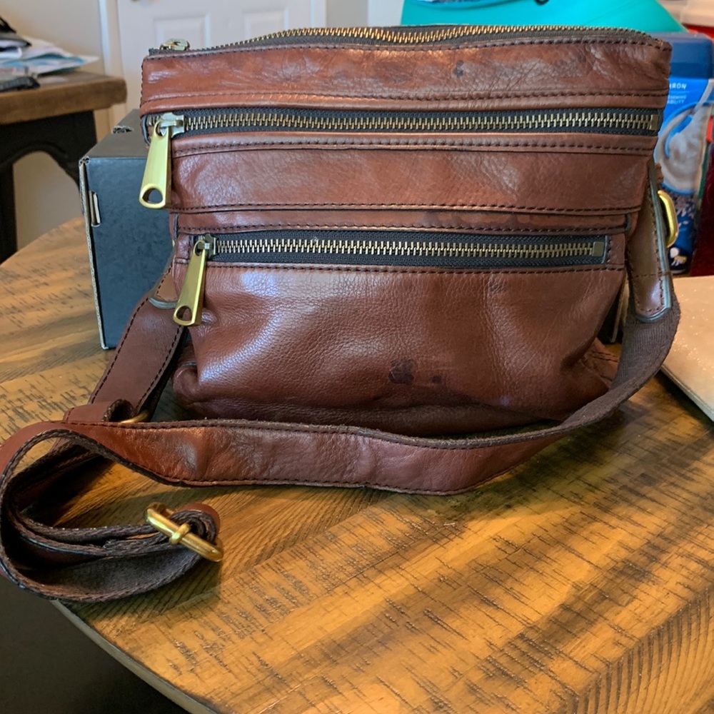 Fossil brown leather crossbody purse